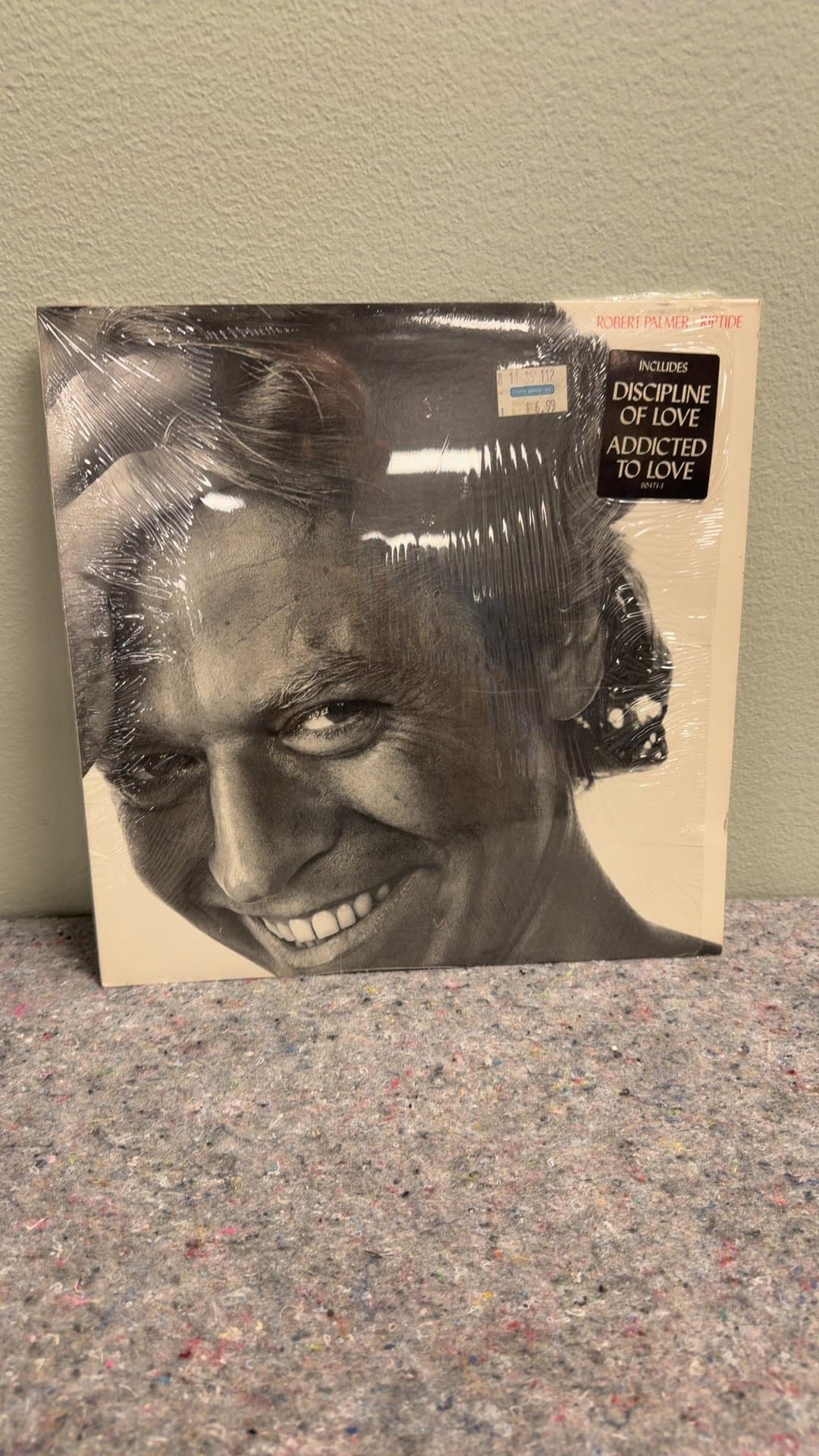 Robert Palmer - Riptide Vinyl Record - Image 1