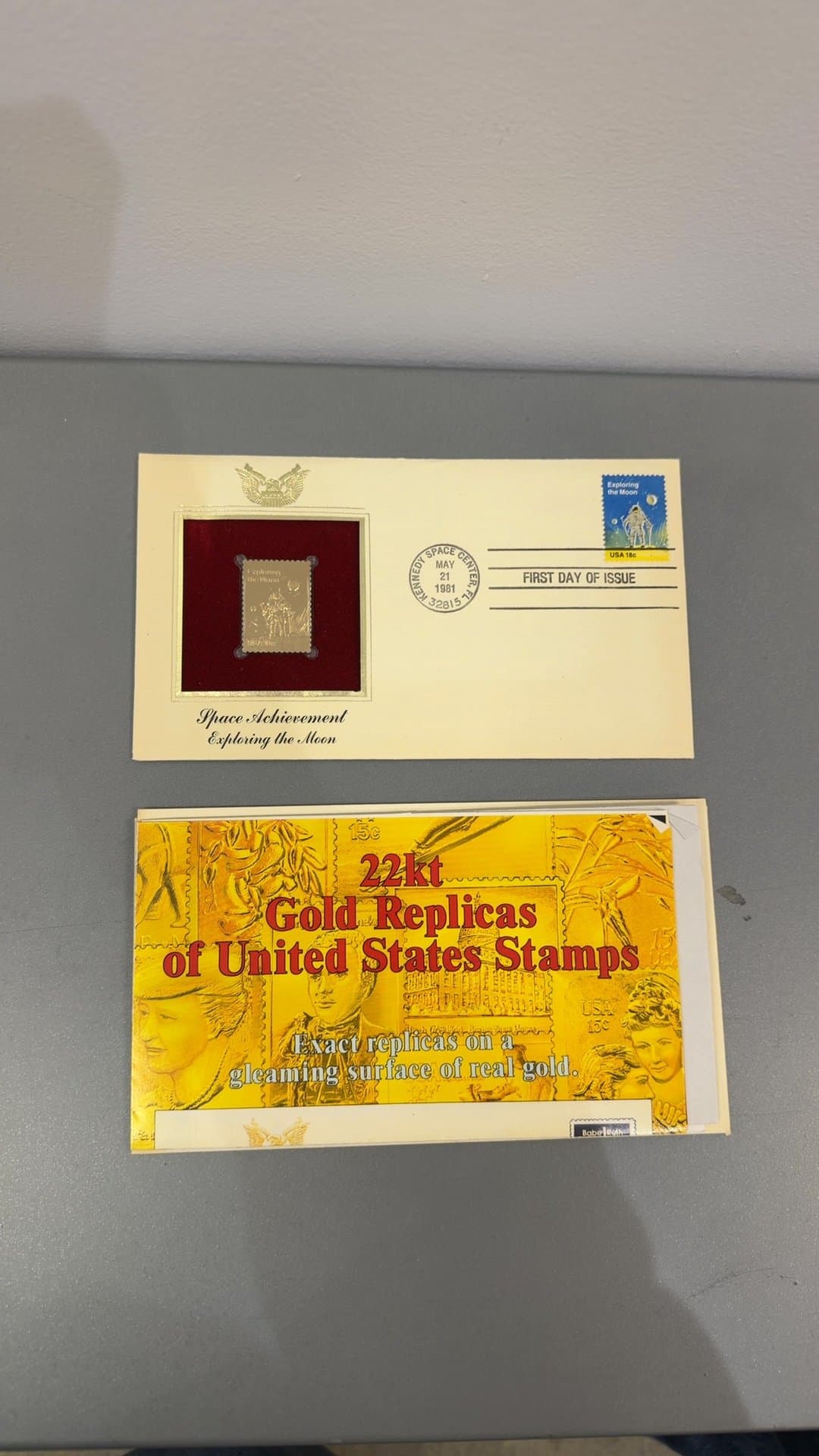 1981 Postal Commemorative Society 22kt Gold Replica Stamp Cover Exploring the Moon - Image 1