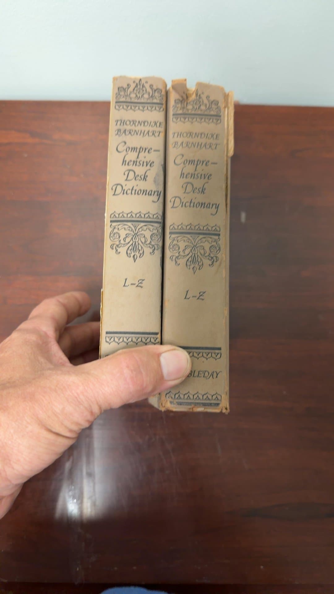 Thorndike Barnhart Comprehensive Desk Dictionary L-Z - Image 1
