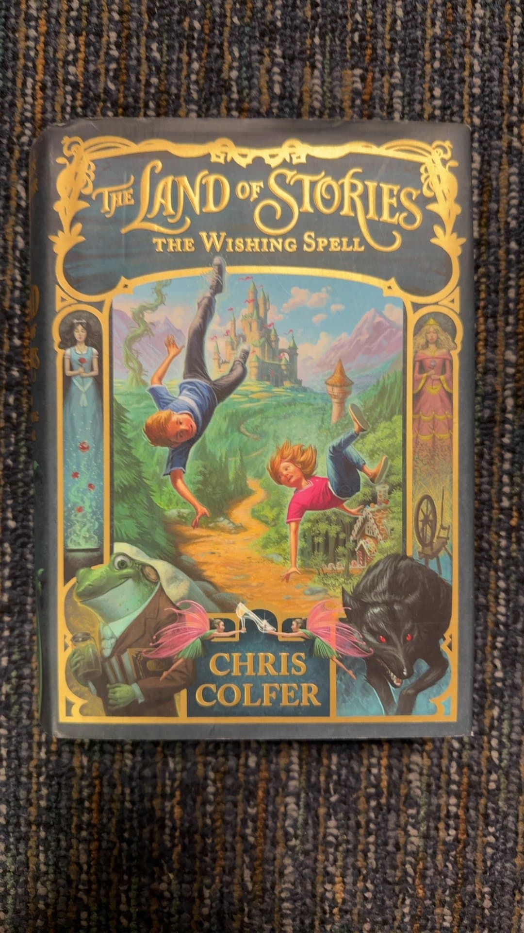 The Land of Stories: The Wishing Spell by Chris Colfer - Image 1