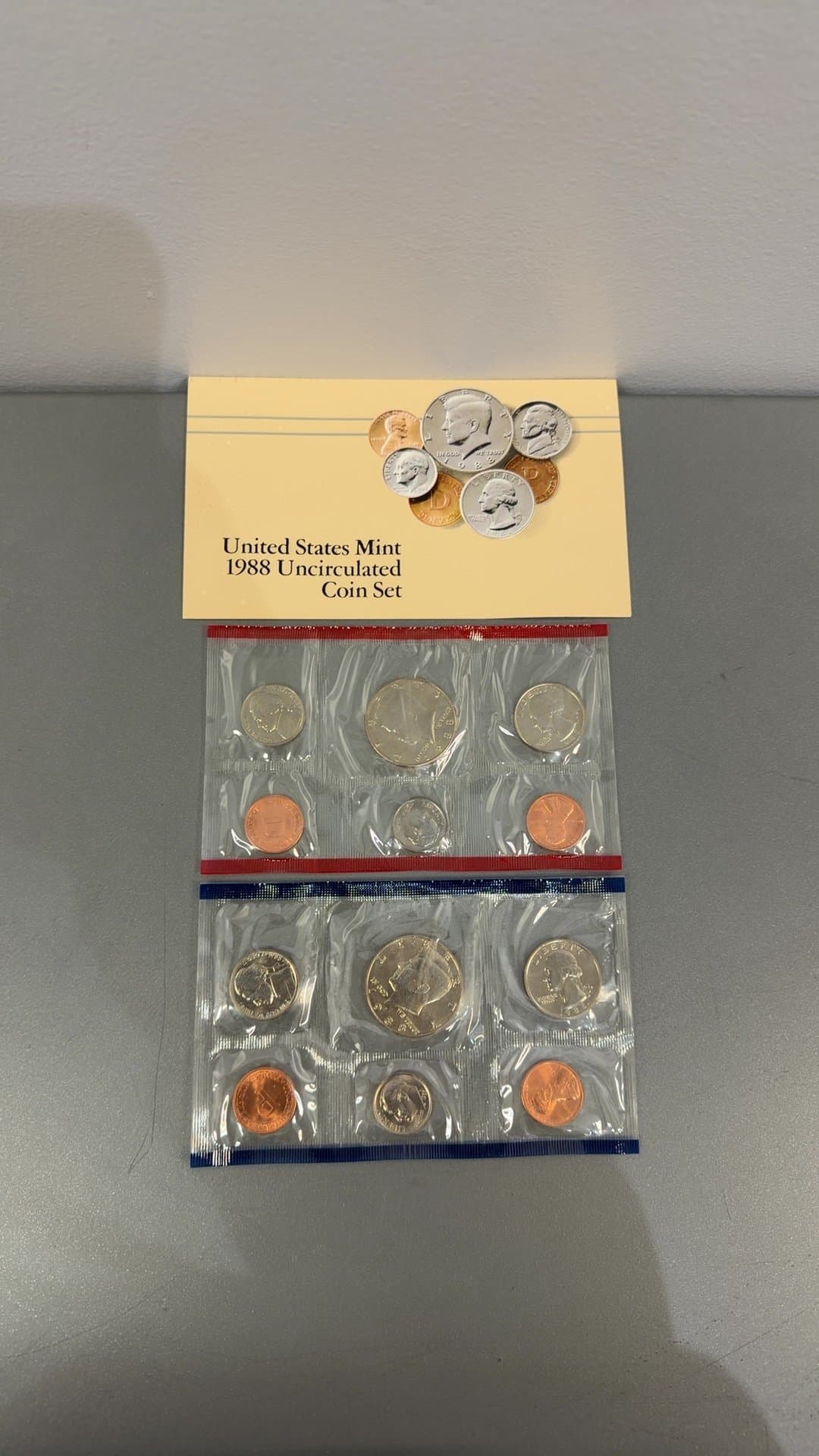 1988 United States Mint Uncirculated Coin Set - Image 1