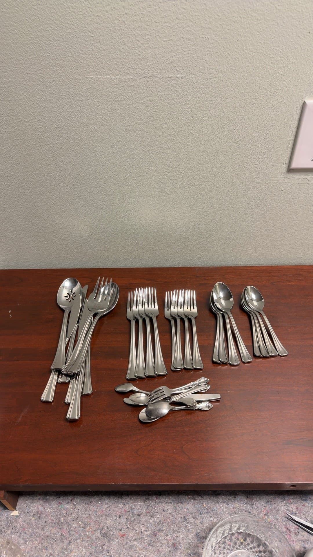 Stainless Steel Flatware Set - Image 1