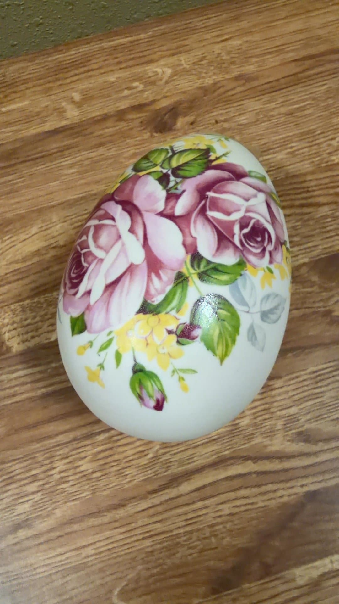 Decorative Floral Ceramic Egg - Image 1