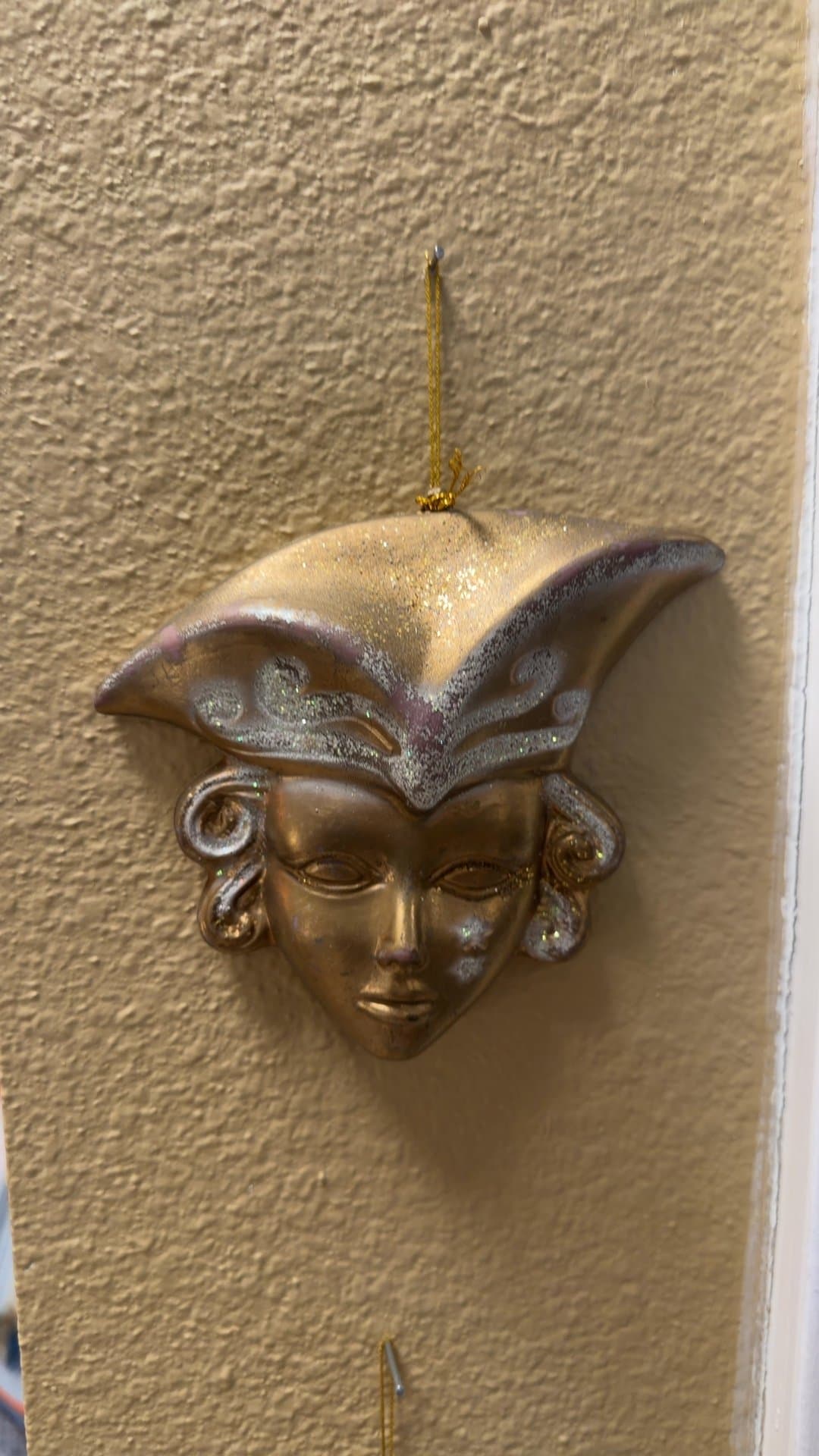 Venetian Style Wall Masks - Image 1
