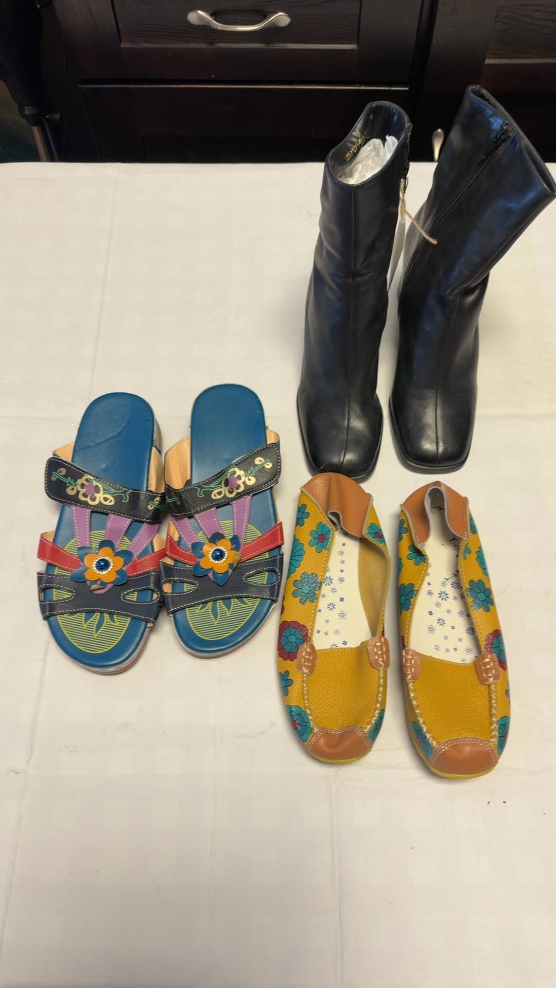 Assorted Women's Footwear Collection - Image 1