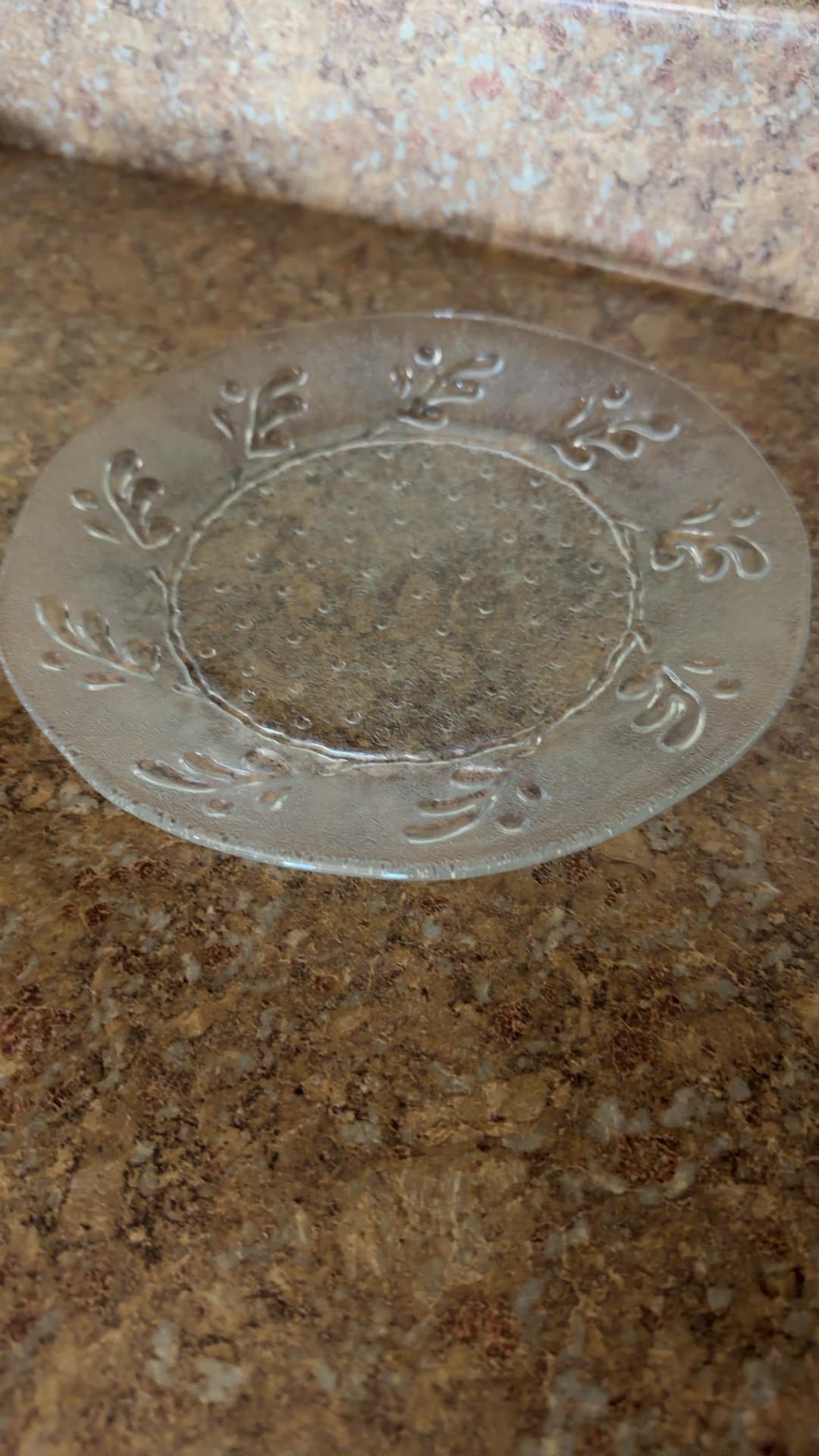 Anchor Hocking "Amanda" pattern plate - Image 1