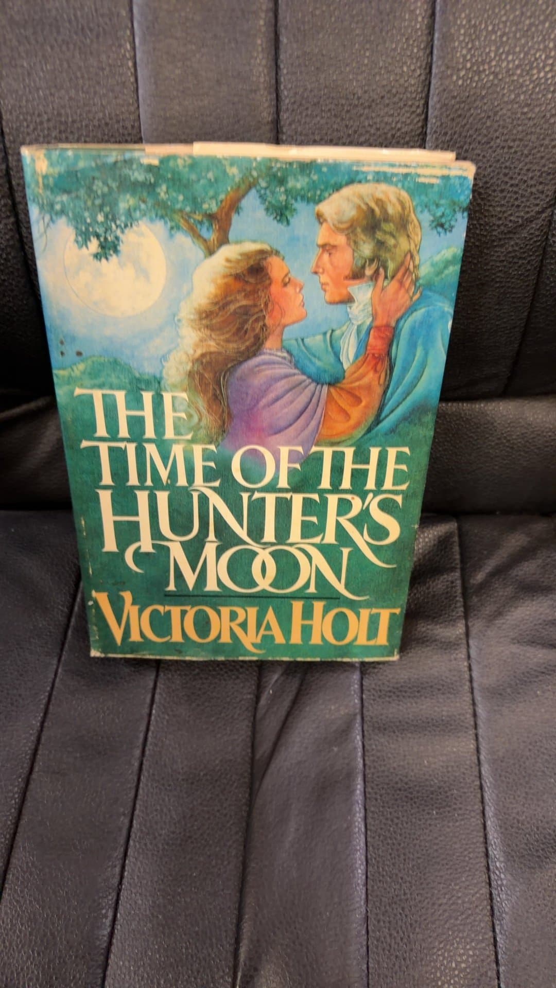 The Time of the Hunter's Moon by Victoria Holt - Image 1