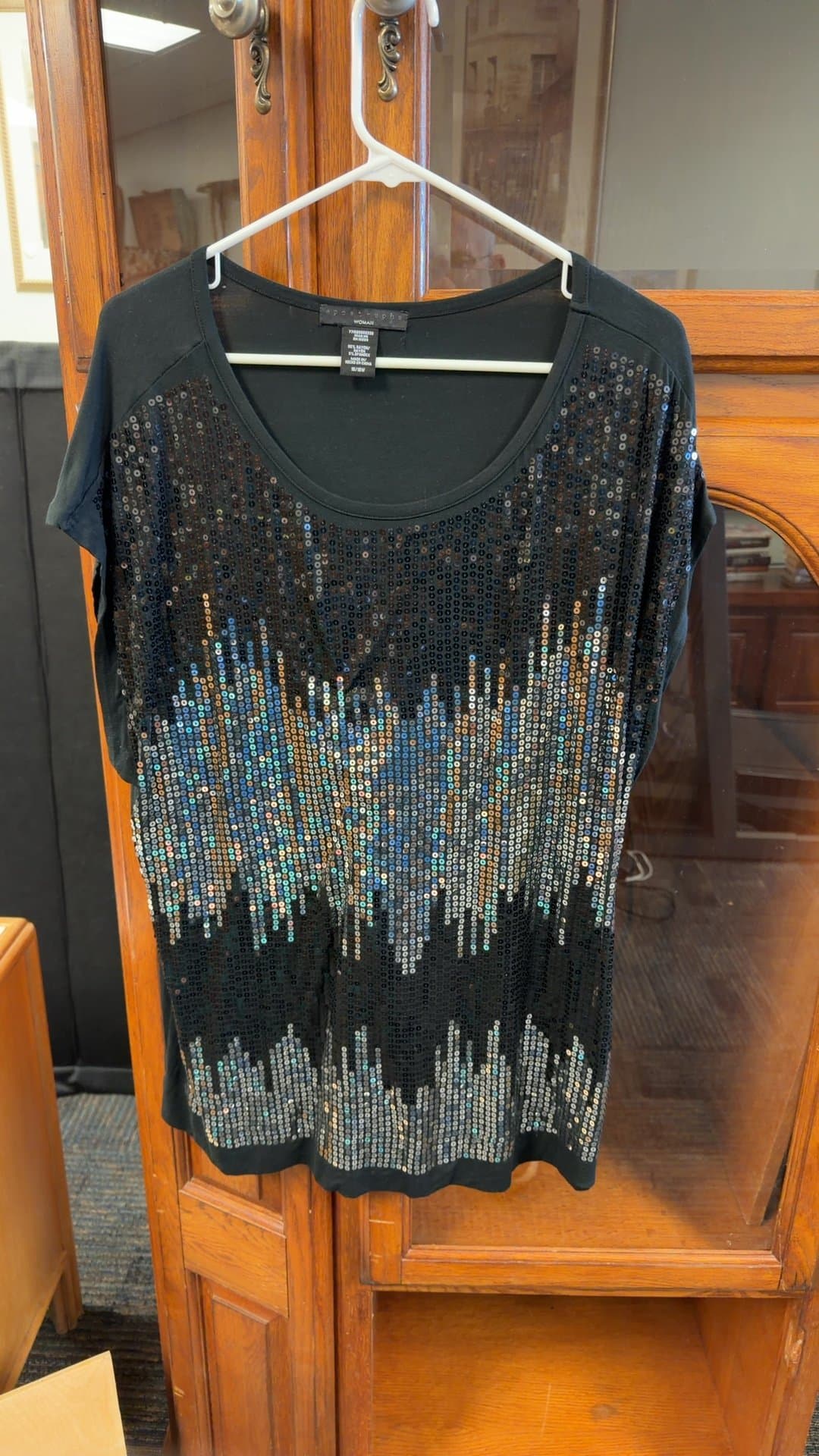 Apostrophe Woman Sequin Top - Image 1
