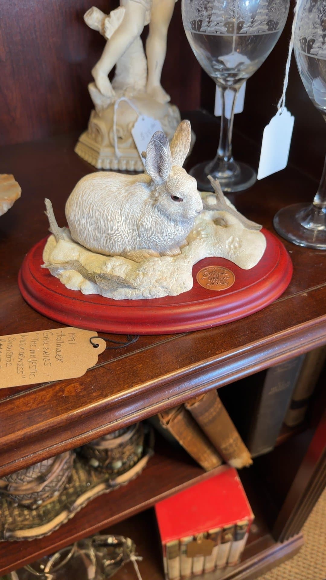1991 Hallmark Galleries Snowshoe Rabbit Figurine - Image 1