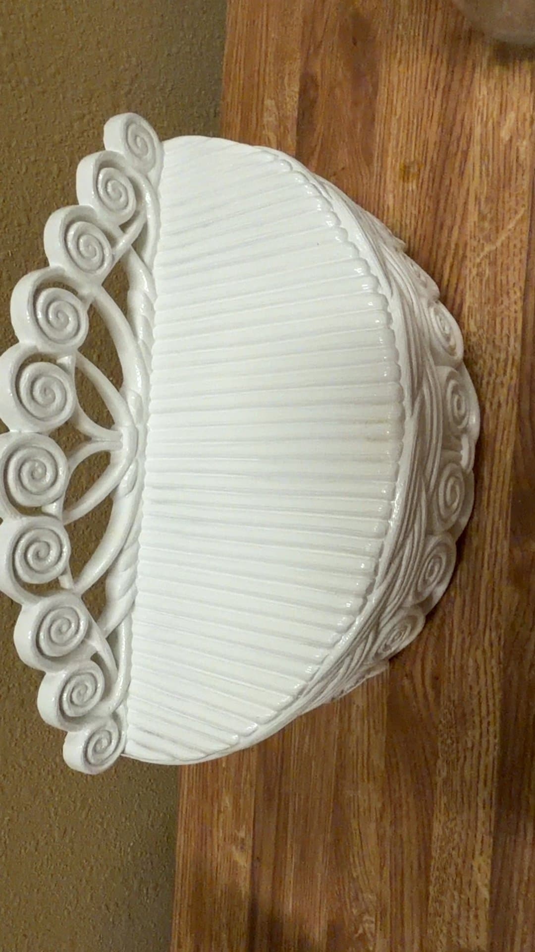 White Ceramic Wall Pocket Vase - Image 1