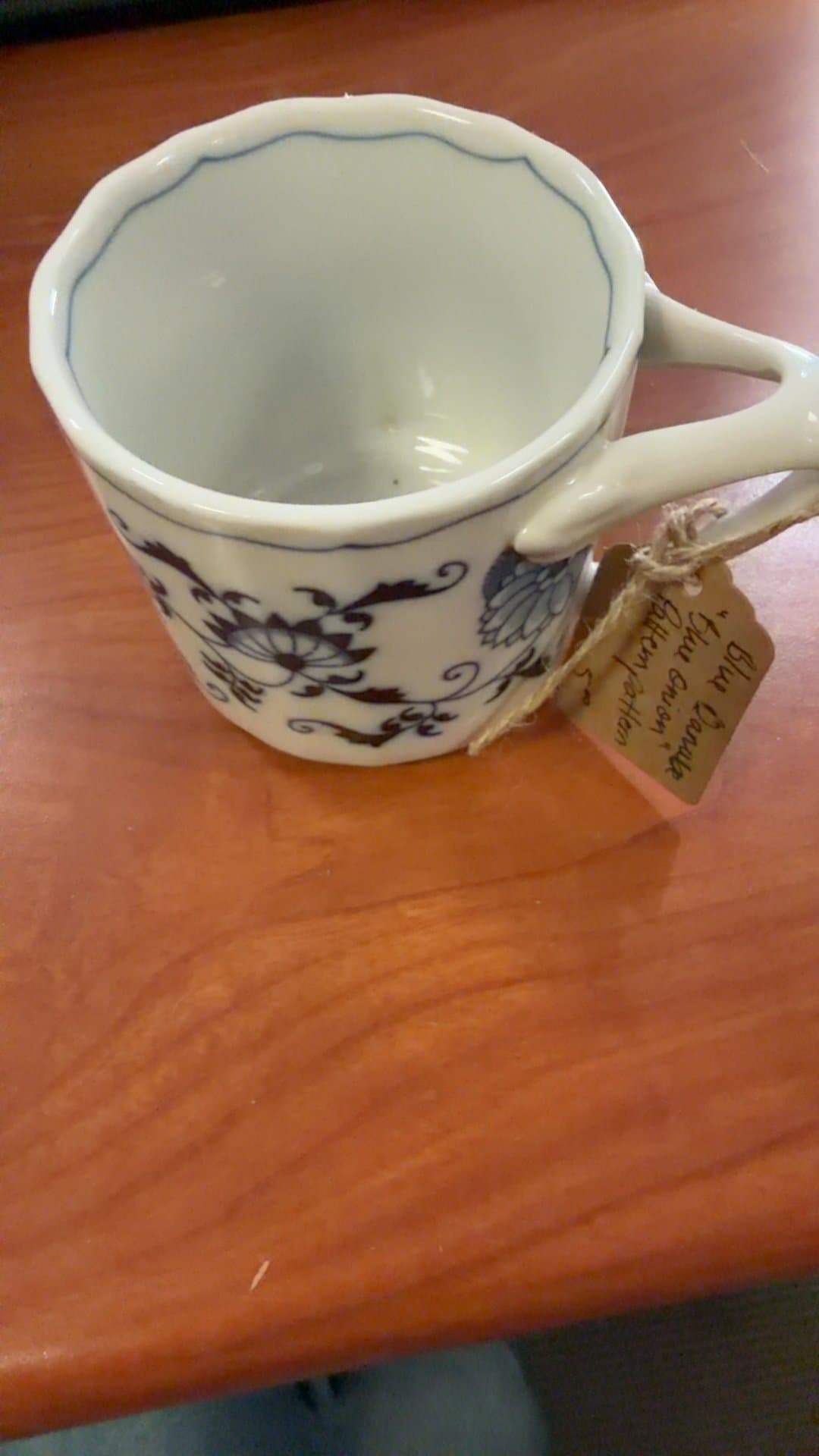Blue Danube 'Blue Onion' Pattern Ceramic Cup - Image 1