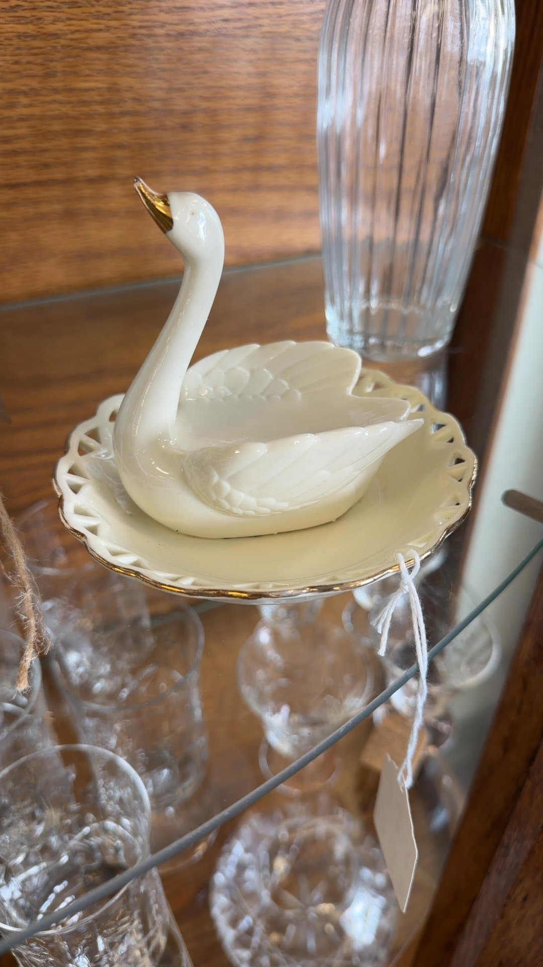 Avon Swan Ring Trinket Dish - Image 1