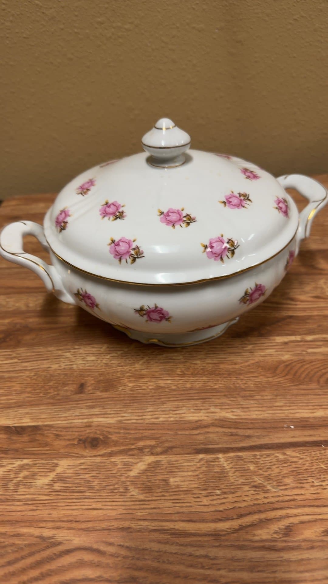 Vintage Valley Rose Ceramic Tureen with Lid - Image 1