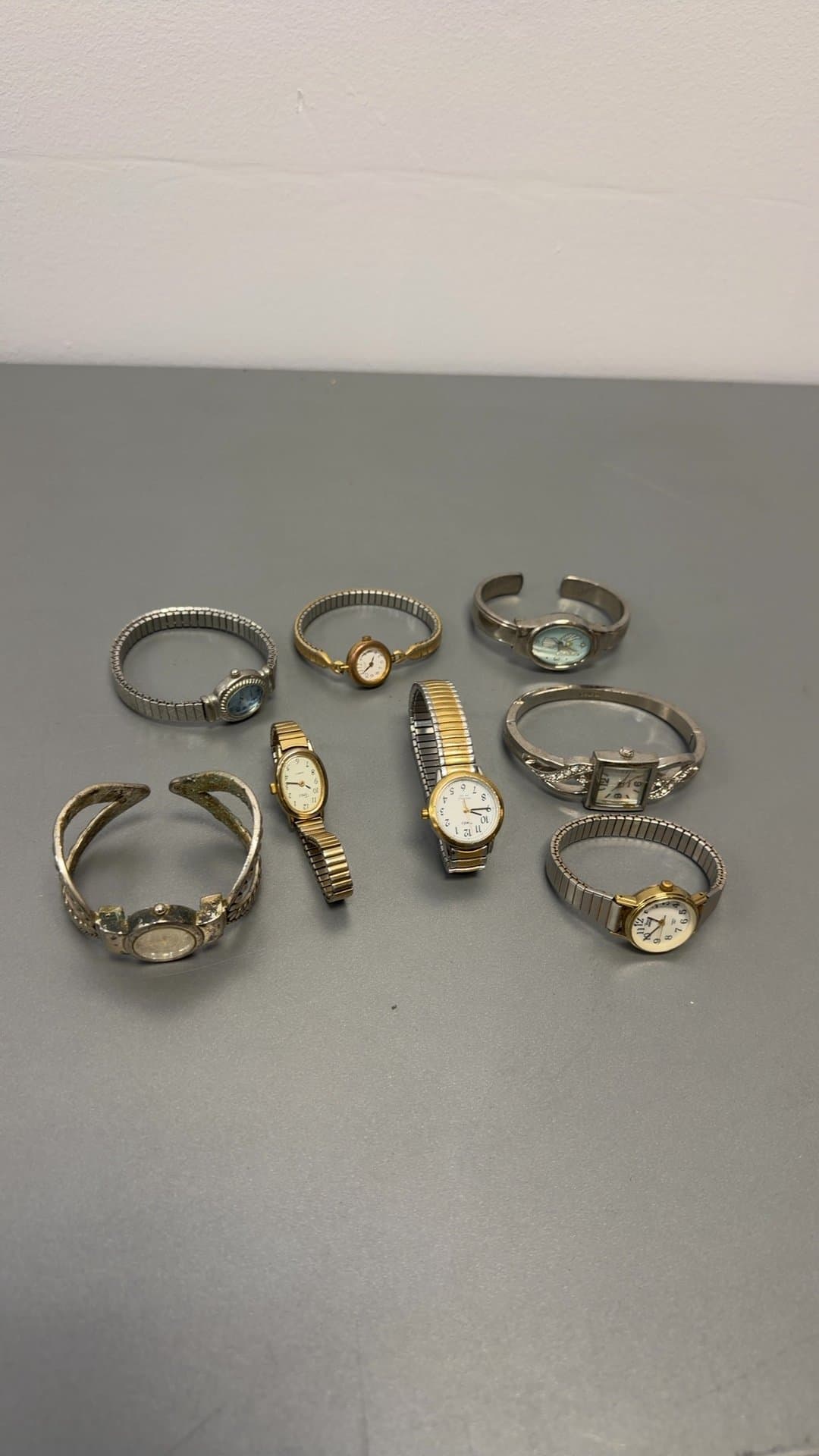 Assorted Vintage Women's Wristwatches Lot of 8 - Image 1