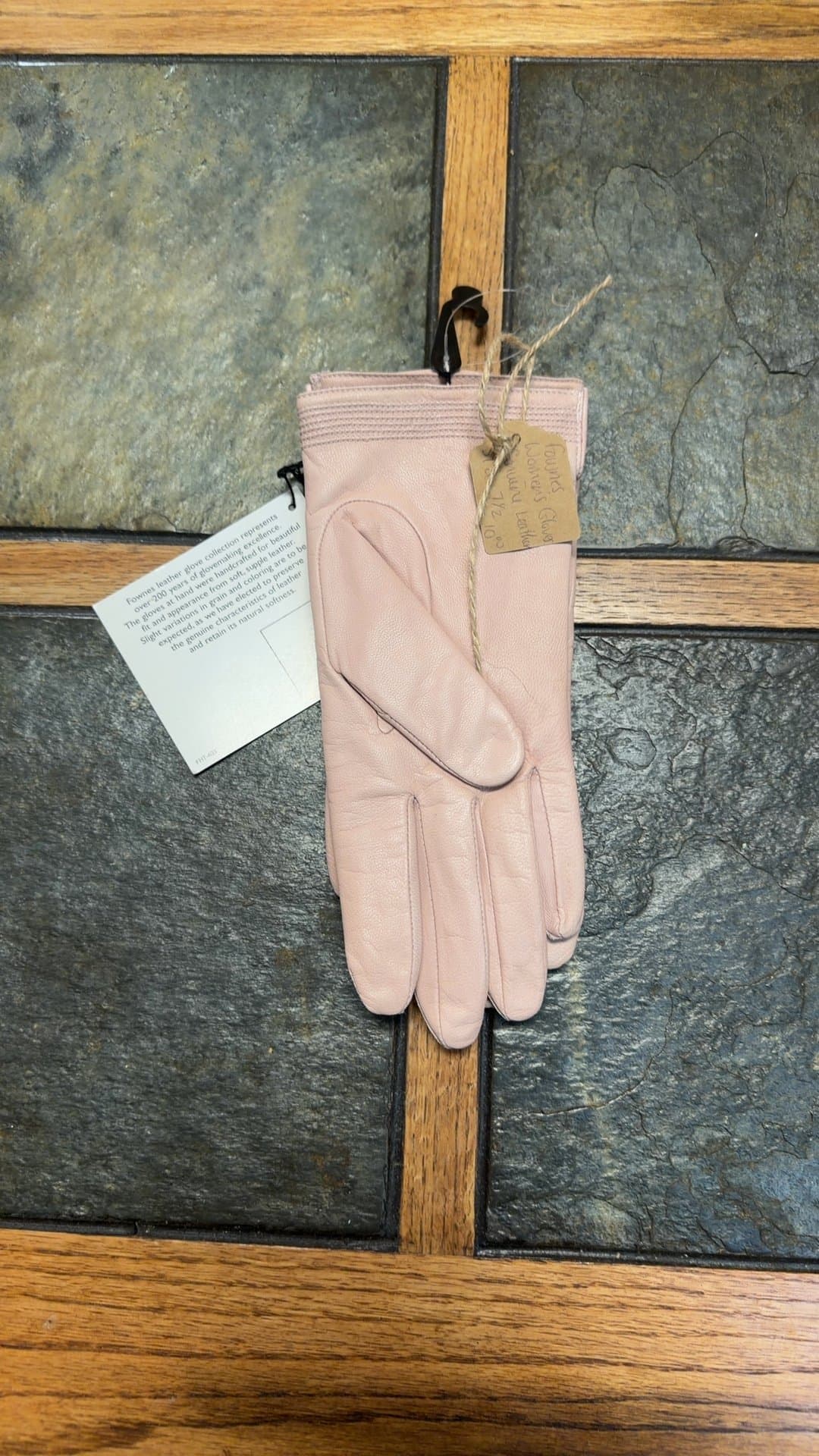 Fownes Women's Leather Gloves - Image 1