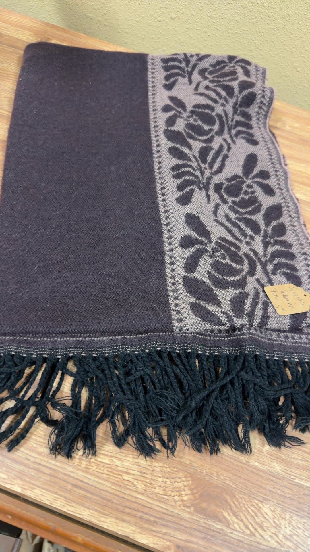 REVERSIBLE PASHMINA SHAWL - Image 1