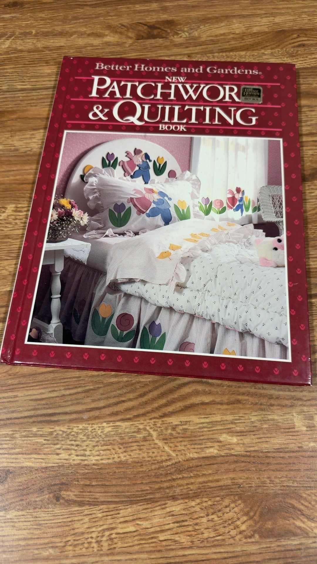Better Homes and Gardens New Patchwork & Quilting Book - Image 1