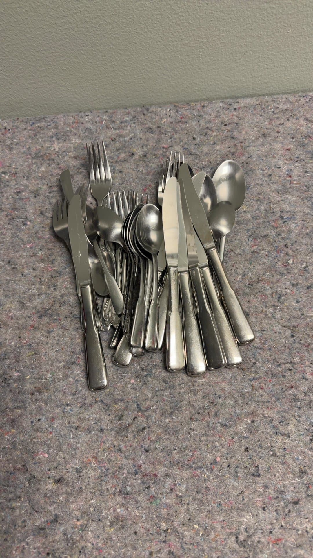 Stainless Steel Cutlery Set - Image 1