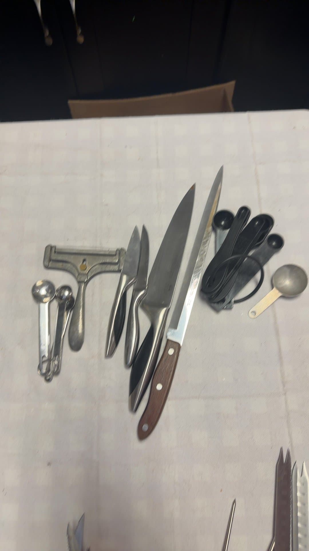 Kitchen Utensils with Knives and Measuring Spoons - Image 1