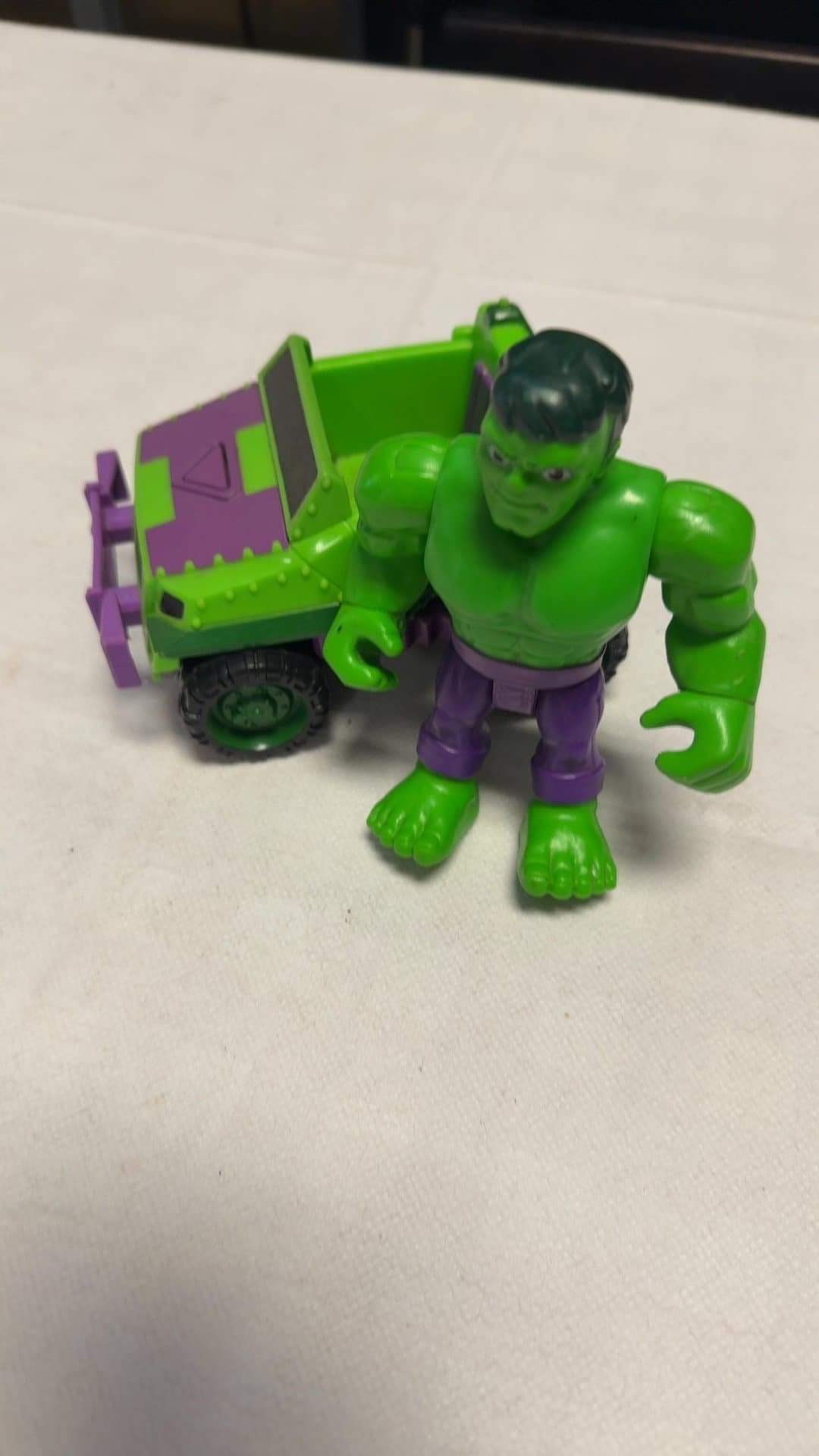 Playskool Heroes Marvel Super Hero Adventures Hulk with Smash Truck - Image 1