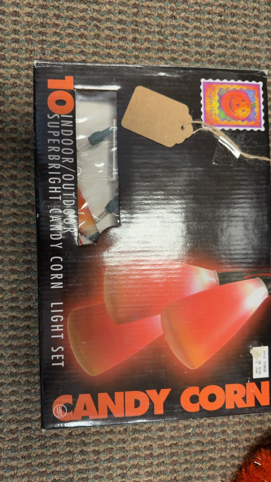 Pumpkin Hollow 10 Superbright Candy Corn Light Set - Image 1
