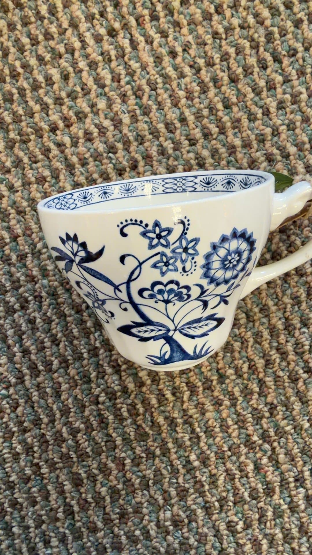 J & G Meakin 'Blue Nordic' Teacup - Image 1