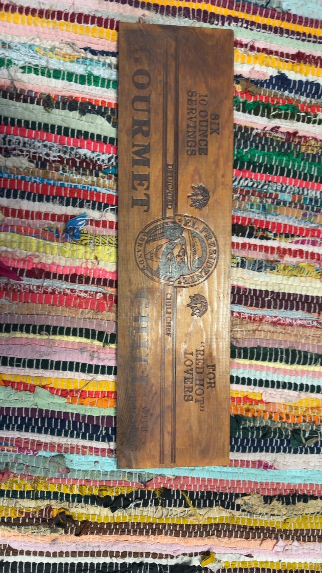 Vintage El Presidente Gourmet Chili Wooden Box Lid - Image 1