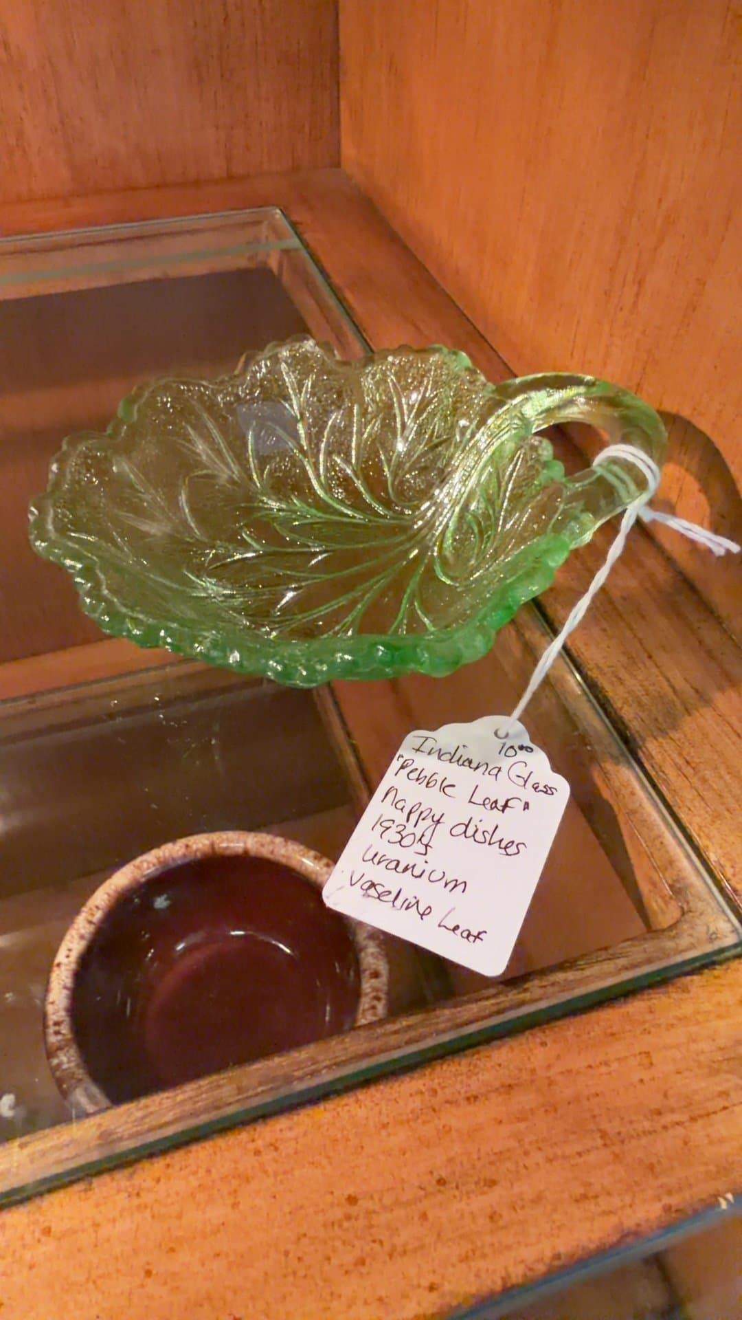 Indiana Glass Pebble Leaf Nappy Dish - Image 1