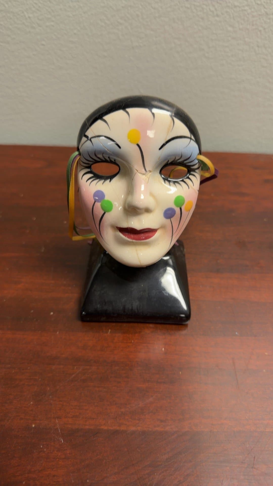 Decorative Ceramic Mask with Stand - Image 1