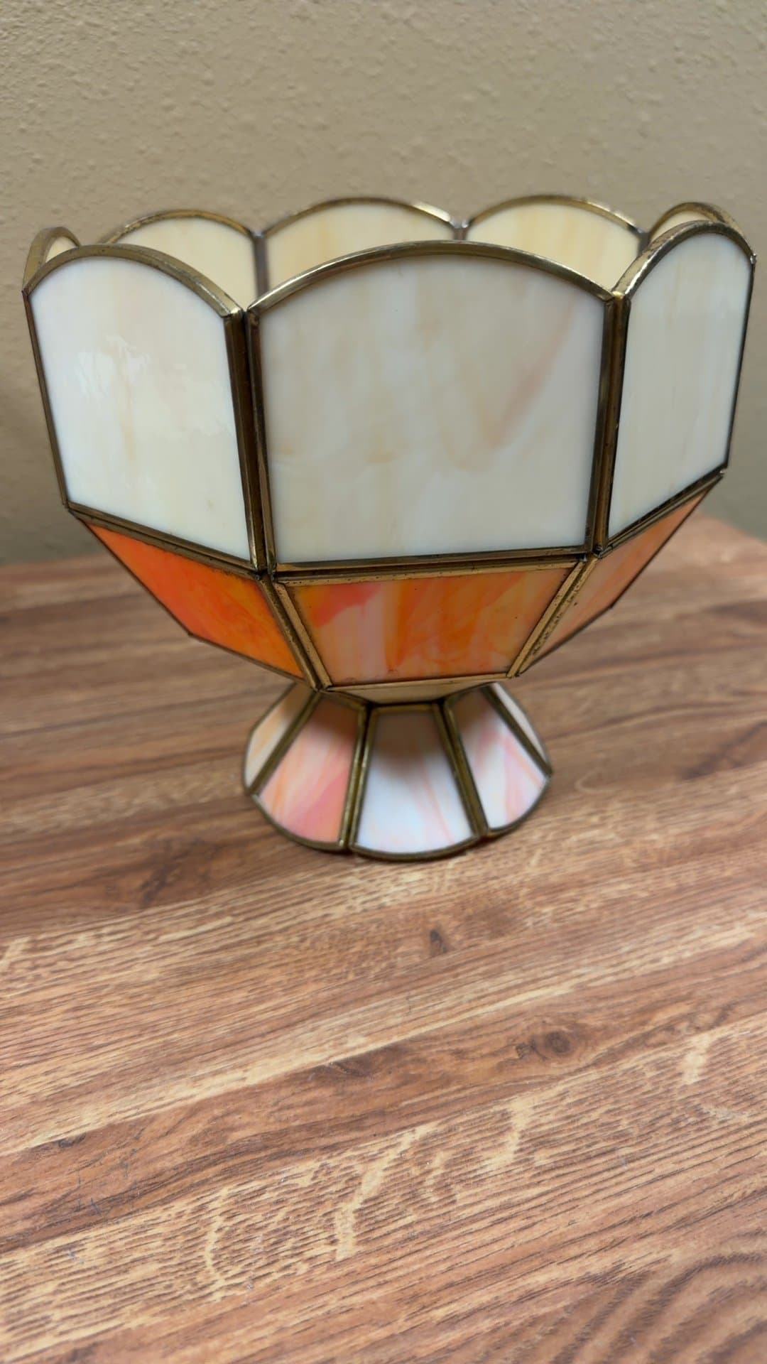 1970's Tiffany Style slag glass hanging lamp shade - Image 1
