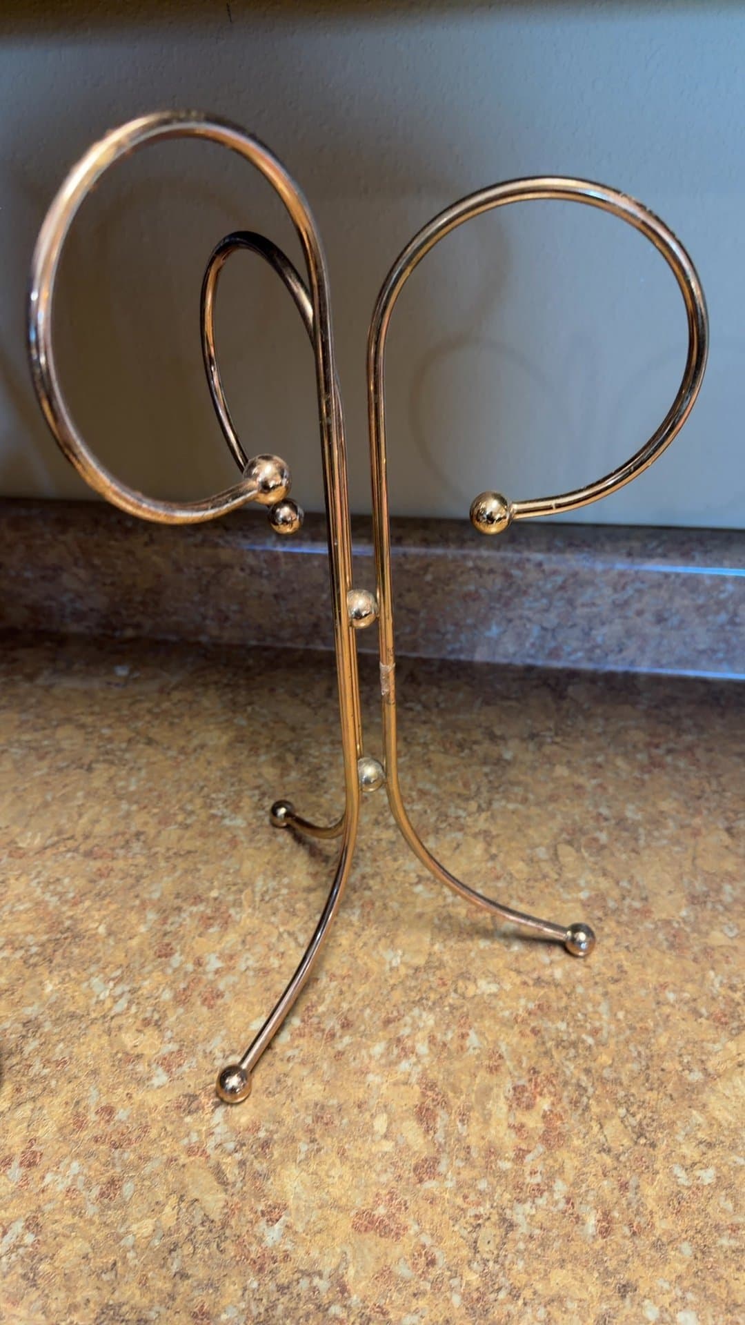 Brass Ornament Stand - Image 1