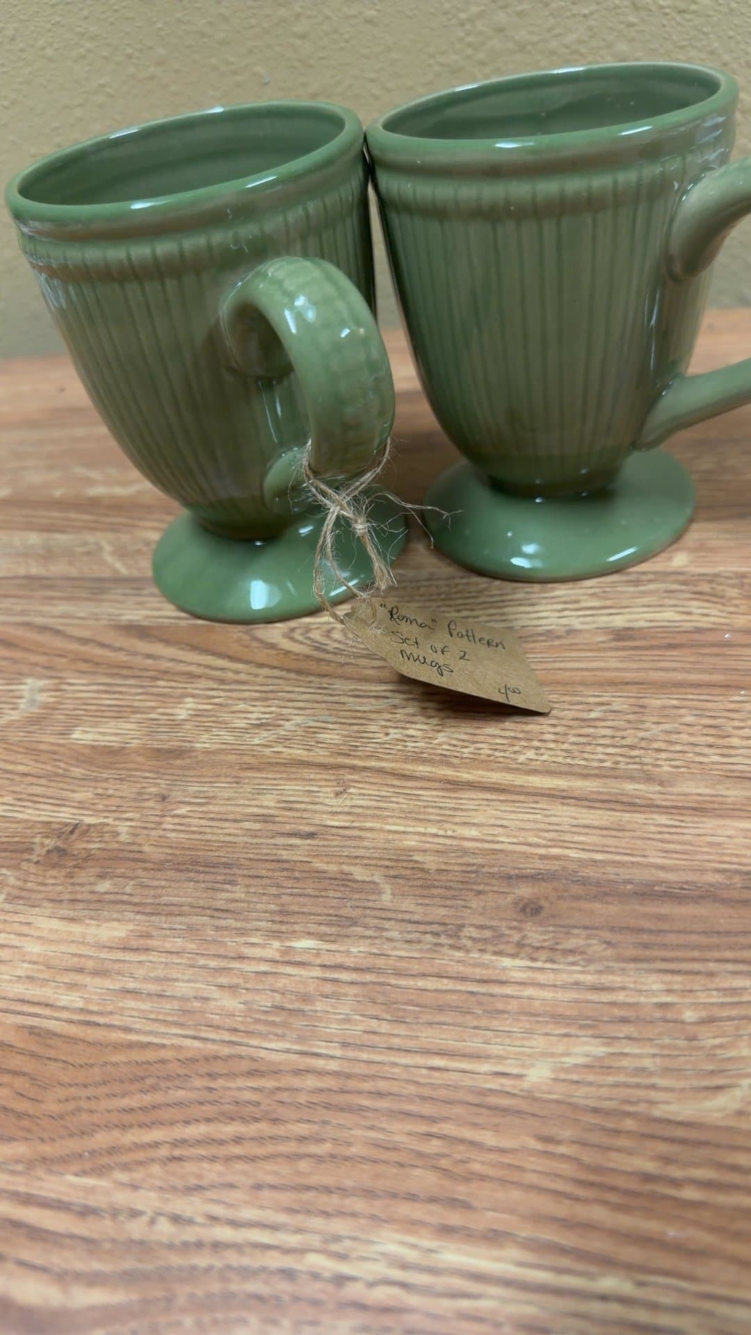 Set of 2 Green Ceramic Mugs - Roma Pattern - Image 1