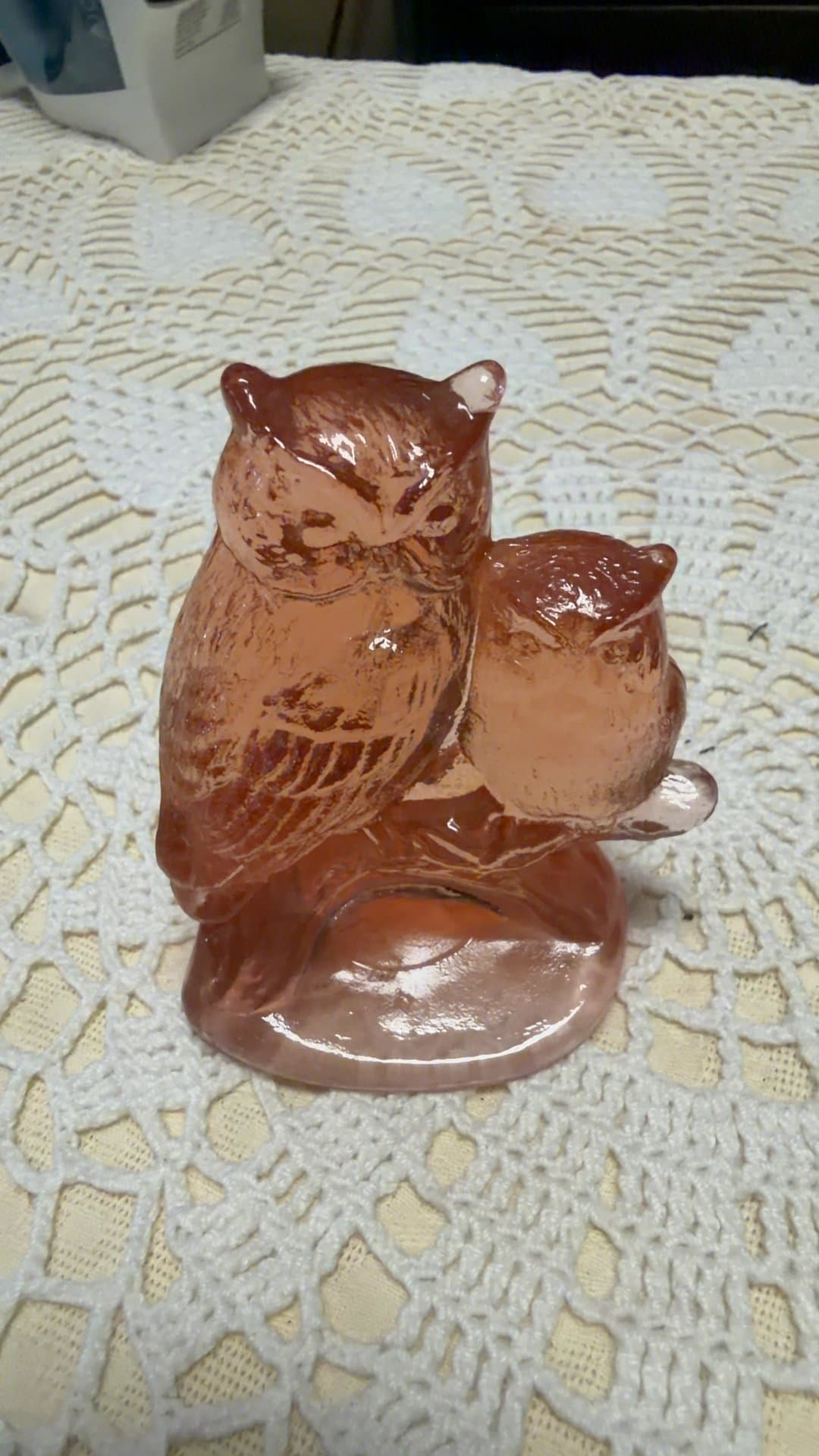 Pink Glass Double Owl Figurine - Image 1