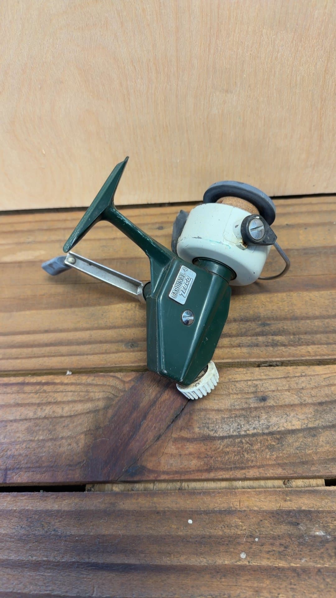 Vintage Zebco Cardinal 4 Spinning Reel - Image 1