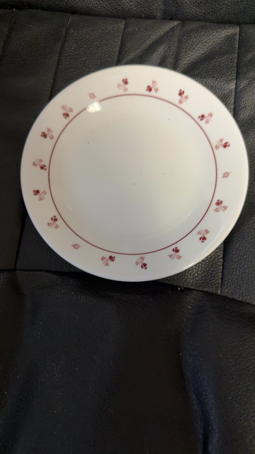 Vintage "Burgundy" Corelle desert plate - Image 1