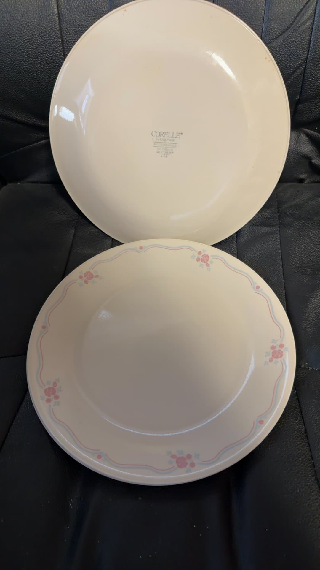 "English Breakfast" Corelle by Corning 4-Dinner Plates - Image 1