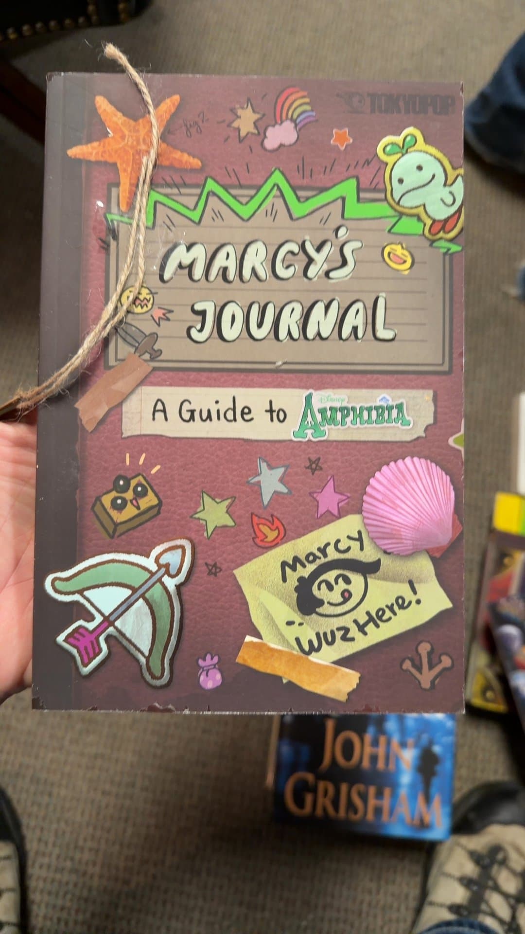 Disney Manga: Marcy's Journal - A Guide to Amphibia - Image 1