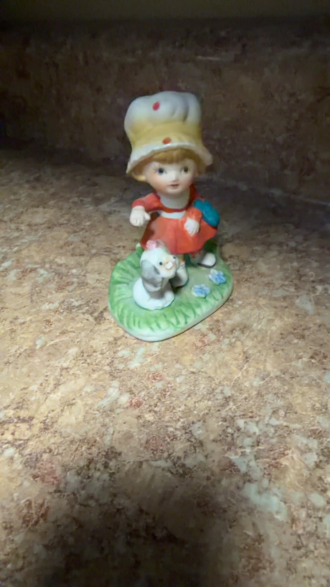 HOMCO Porcelain Figurine of Child with Dog - Image 1