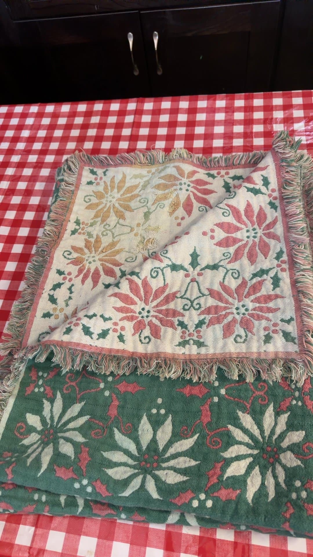 Vintage Christmas Poinsettia Woven Tapestry Throw Blanket with Fringe - Image 1