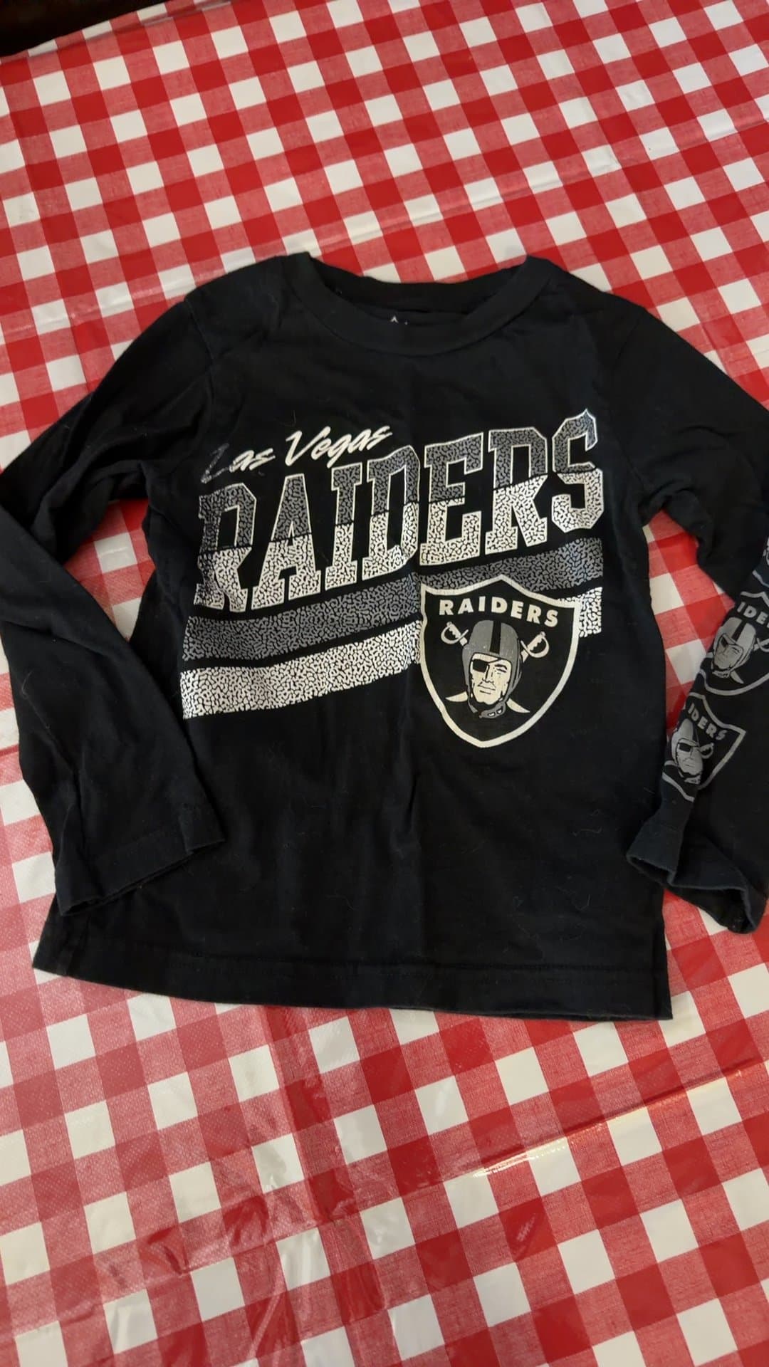 NFL Las Vegas Raiders Youth Long Sleeve Graphic T-Shirt - Image 1