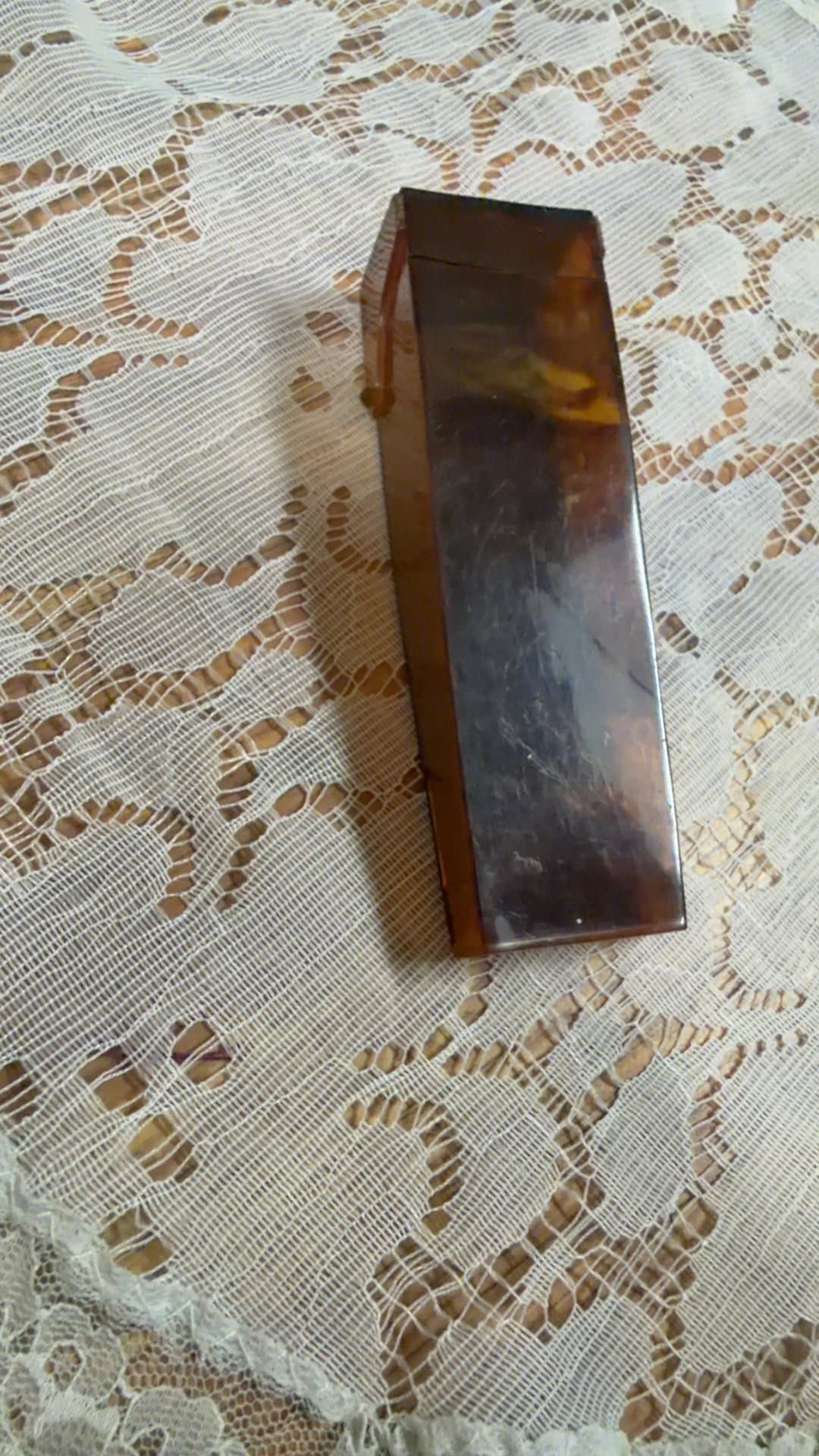 Amber colored holder - Image 1