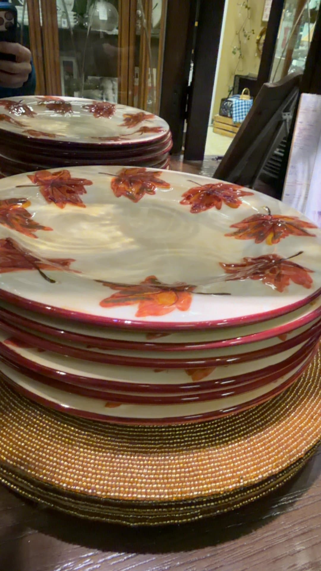 Set of 6 Autumn Leaf Decorative Plates - Image 1