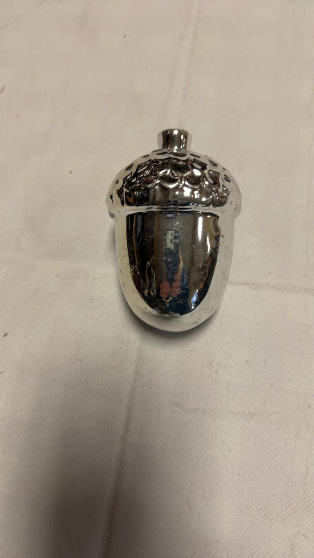 Silver Ceramic Acorn Decor - Image 1