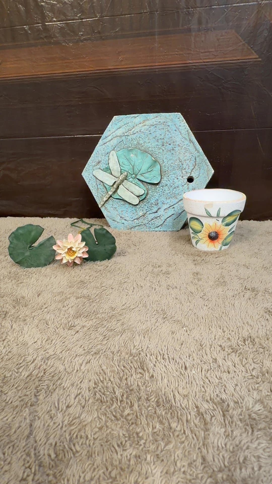 Dragonfly Hexagonal Wall Plaque and Garden Decor Set - Image 1