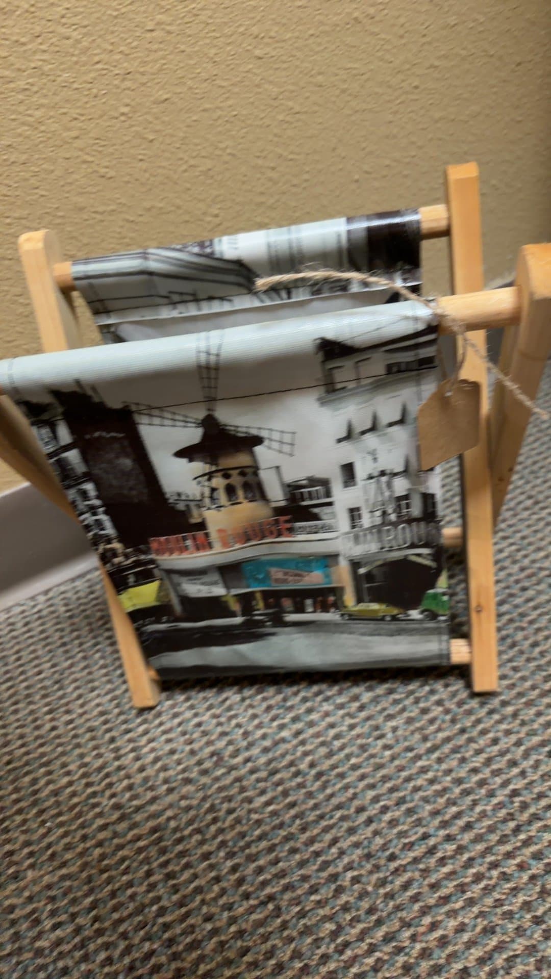 Moulin Rouge Magazine Rack - Image 1