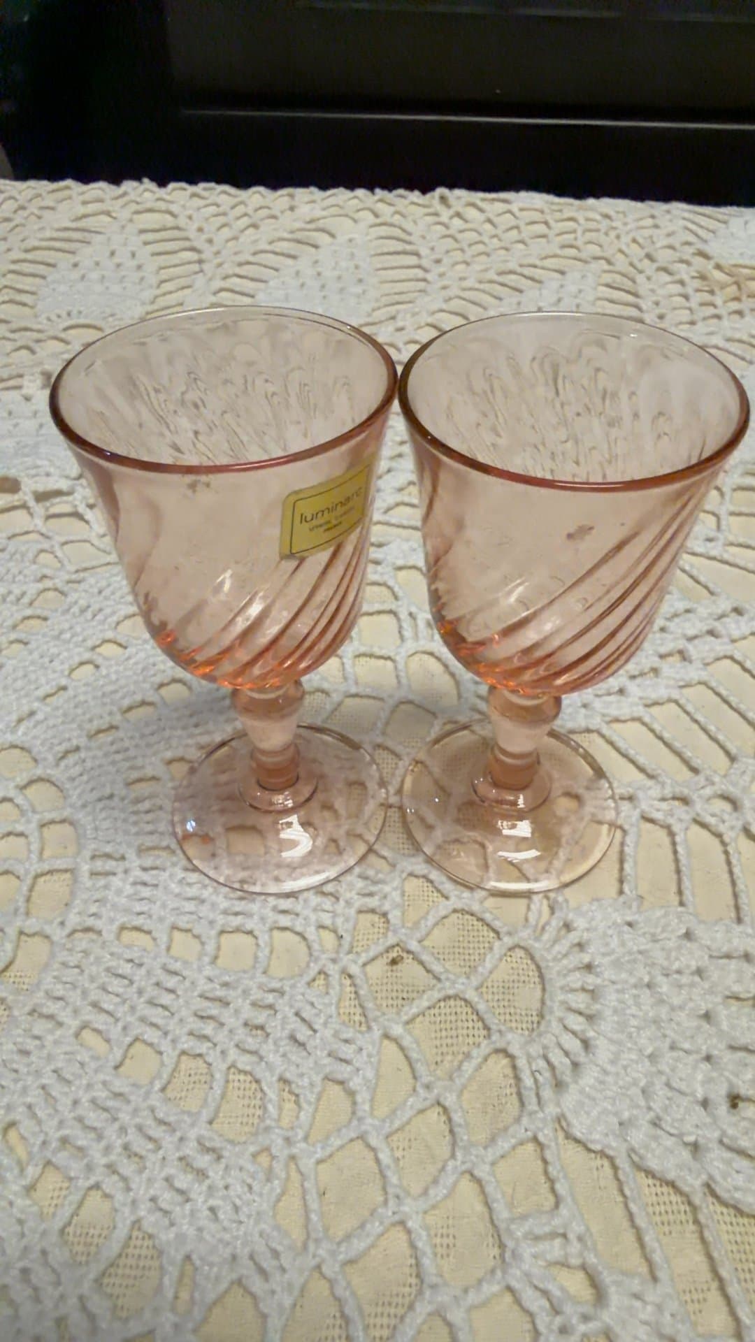 Luminarc Pink Swirl Wine Glasses - Image 1