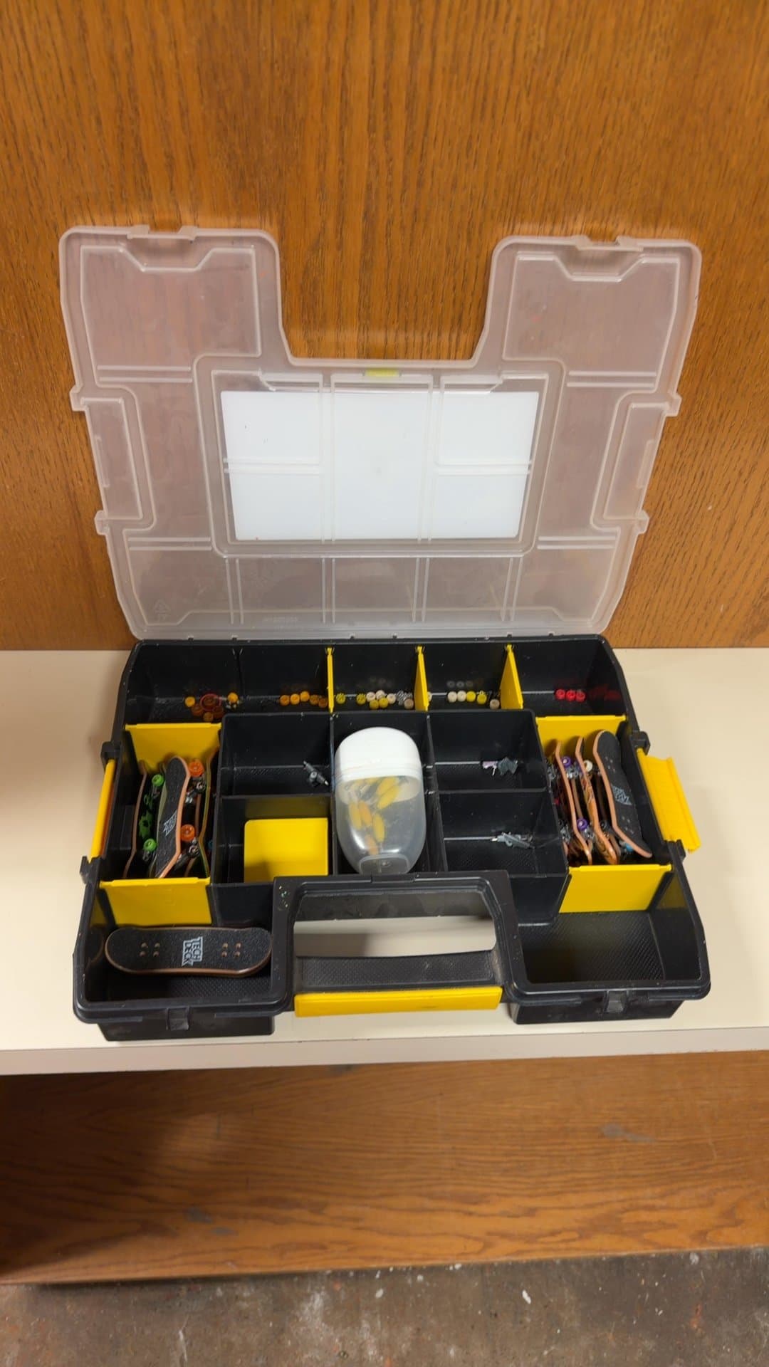 Tech Deck Fingerboard Set with Accessories - Image 1