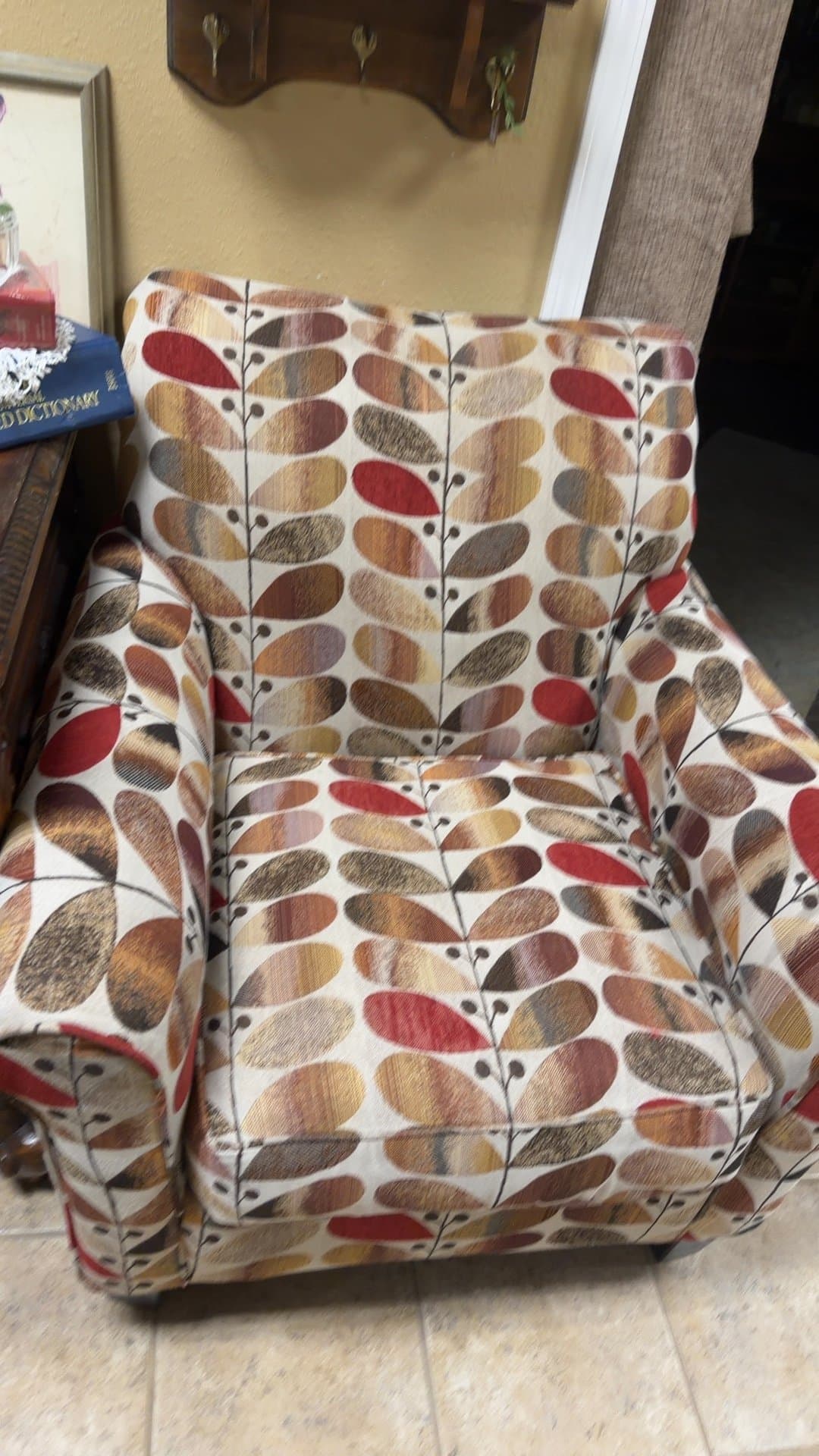 Mid-Century Style Upholstered Leaf Pattern Armchair - Image 1