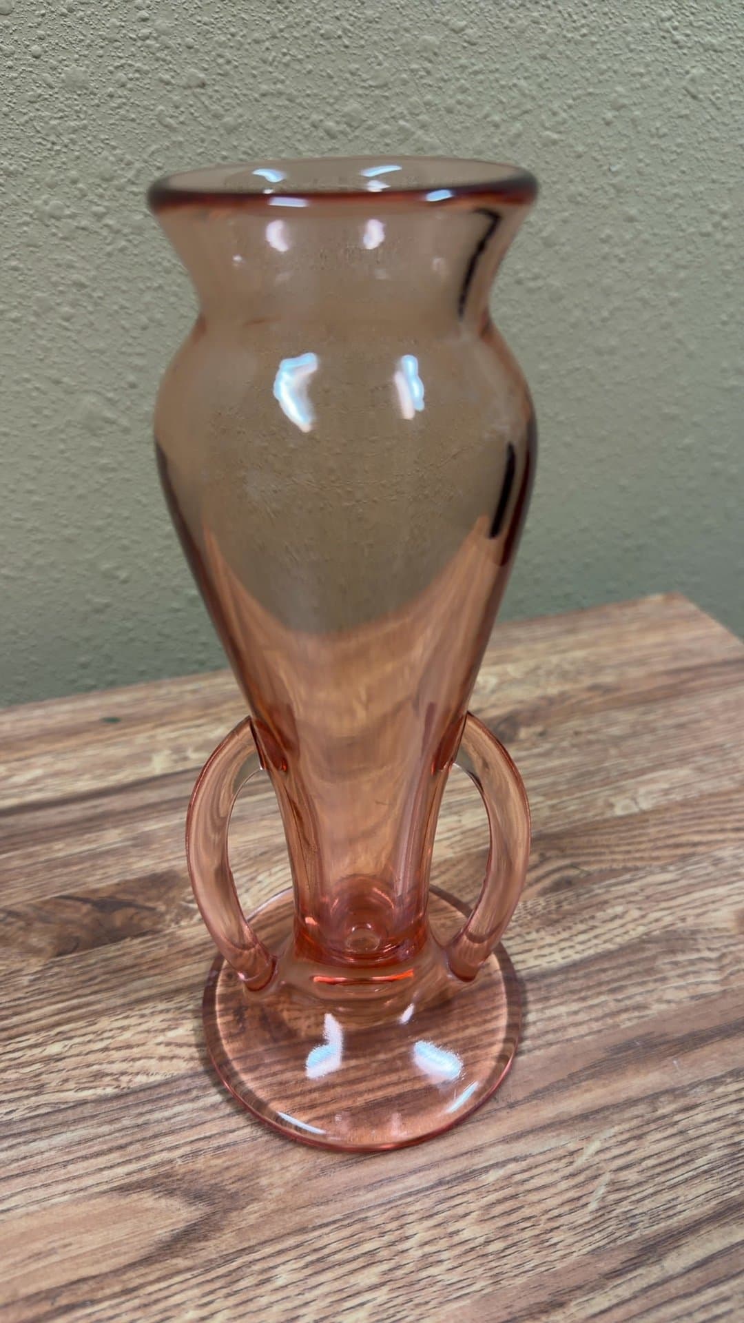 Vintage Pink Glass Vase - Image 1