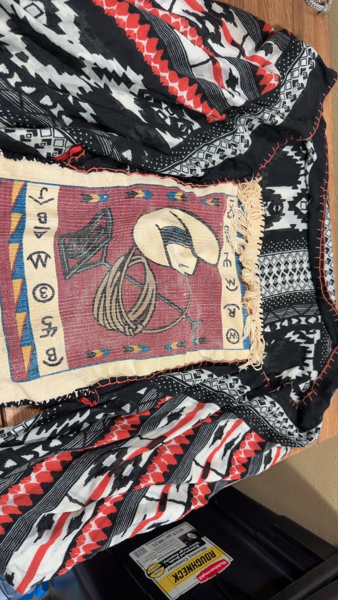 Western Motif Textile pocketed front wrap - Image 1